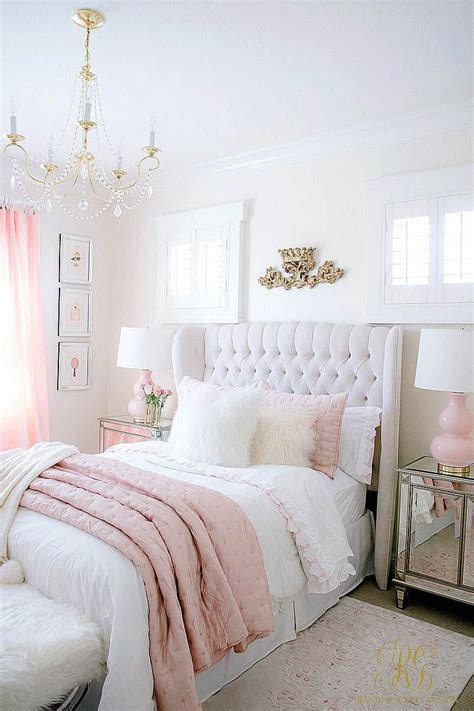10 Pink And White Bed Room