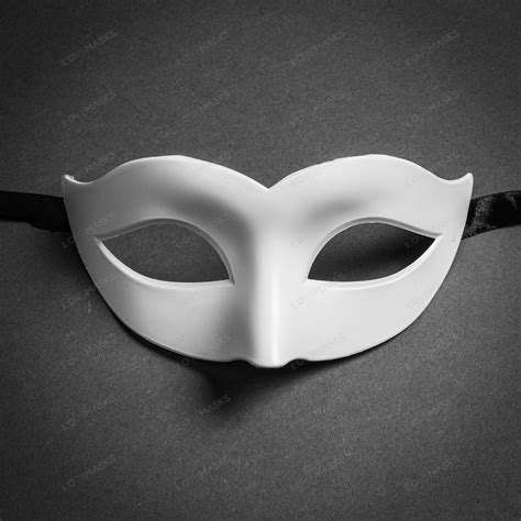 Venetian Colombina Masquerade Eye Mask White