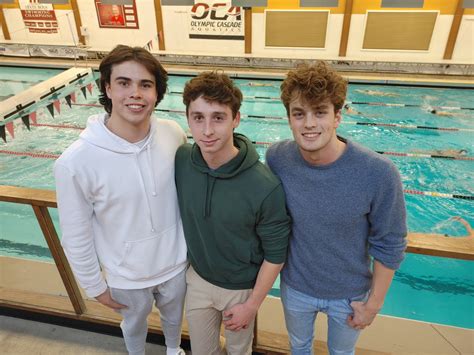 Mihs Boys Swim And Dive Squad Riding A Wave Of Momentum Mercer Island