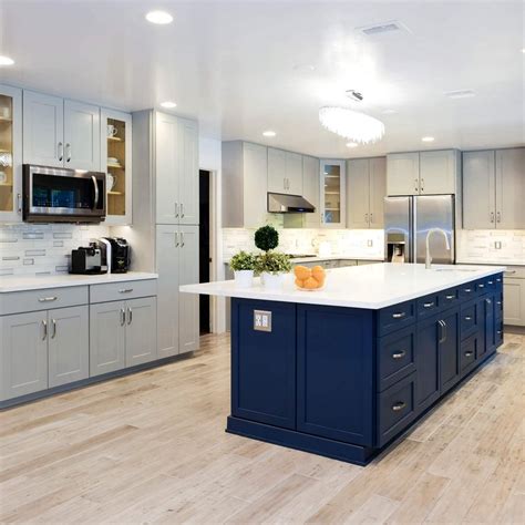 Check spelling or type a new query. Use Shaker Style Cabinets for Your Flexible Kitchen Design ...