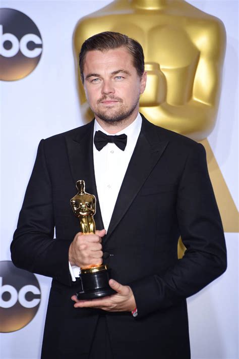 Leonardo Dicaprio Finally Wins His Cherished Oscar At The 2016 Academy