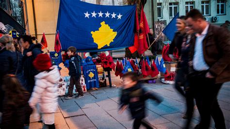 Le Kosovo Fête Les Dix Ans De Sa Déclaration Dindépendance Vis à Vis De La Serbie