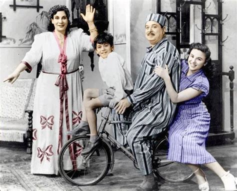ممثلة ومنتجة مصرية، تعد من أيقونات السينما المصرية. بالصور- 14 معلومة عن ''وجه القمر'' فاتن حمامة | مصراوى