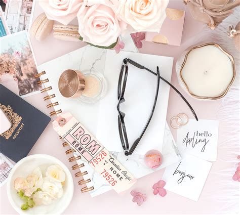 Start your self care gift basket with the right container. DIY Self Care Gift Basket + 24 Thoughtful Gift Ideas ...