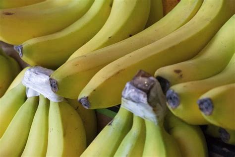 Ripen Green Bananas Within One Hour With This Simple Trick