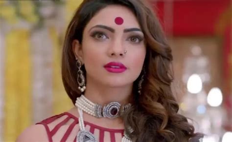 Pooja Banerjee On Horrific Fire Engulfing The Sets Of Kumkum Bhagya Says This Kumkum Bhagya