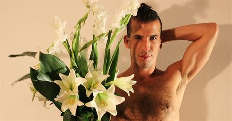 Erotic Male Nude Photos And Drawings Assaf Henigsberg Male Nude Photo Homoerotic Artworks Man