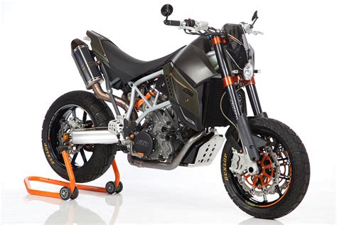 It could reach a top speed of 137 mph. AUSTRIAN SCALPS. A BMW Designer's Take On The KTM 950 ...