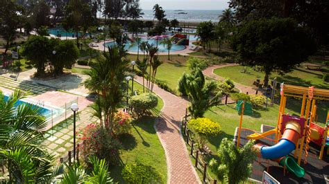De rhu beach resort (formerly coral beach resort) is the perfect seaside getaway whether you wish to mix business with pleasure or just unwind with your family and friends. LKPP De Rhu Beach Resort Kuantan | The Perfect Place to be