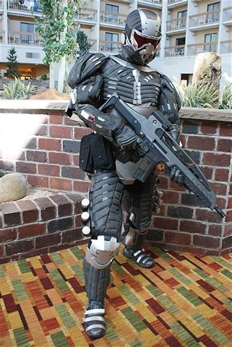 The Most Realistic Crysis Nanosuit You Will Ever See