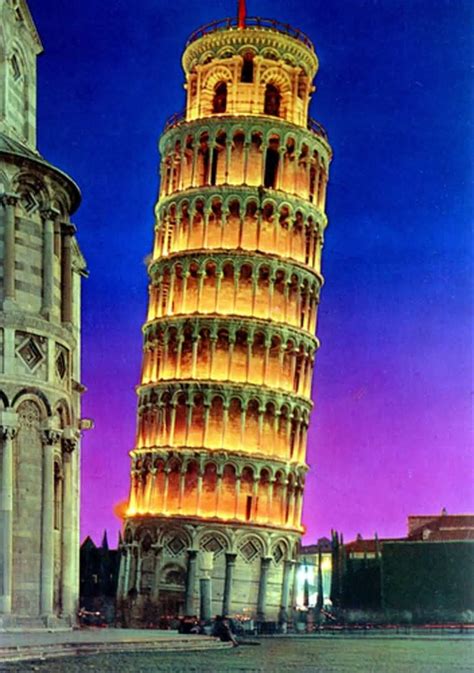 It is considered one of the most remarkable architectural structures from medieval europe and is one of the most popular tourist attractions in italy. 35+ Most Adorable Night View Images And Photos Of Leaning ...