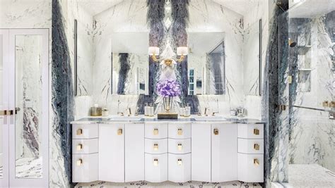 Unique Master Bathrooms Open Up A World Of Design Possibilities