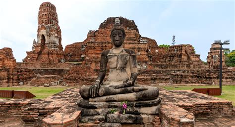 wat mahathat world heritage journeys buddha