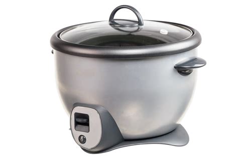 These cookers can be an expensive investment if you do not frequently cook rice and you also need to experiment with the water to rice ratio to work with. Water To Rice Ratio For Rice Cooker In Microwave - rice to water ratio rice cooker / Most rice ...