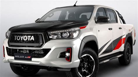 2021 Toyota Hilux Facelift Is “invincible” According To Fernando Alonso