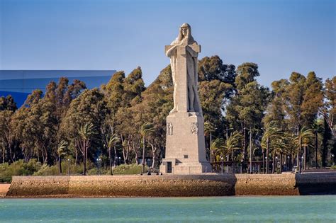 Denkmal Monumento A La Fe Descubridora In Huelva Andalusien 360°