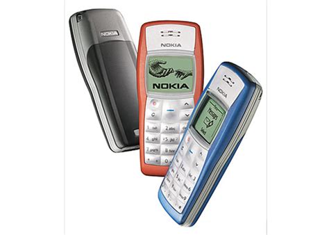 The nokia 3310 is a gsm mobile phone announced on 1 september 2000, and released in the fourth quarter of the year, replacing the popular nokia 3210.it sold very well, being one of the most successful phones with 126 million units sold worldwide, and being one of nokia's most iconic devices. Nokia Tijolao Meme / Nokia Tijolao E O Celular Mais ...