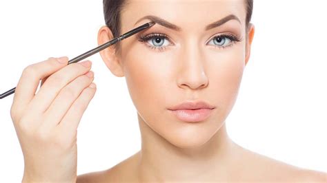 How To Contour Your Eyebrows L Or Al Paris