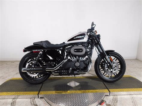 9standard and optional wheels may vary by country and region. New 2020 Harley-Davidson Sportster Roadster XL1200CX ...