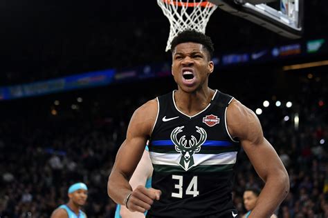 Giannis Antetokounmpo 3 Stats That Show Why He Deserves Mvp Award Page 2