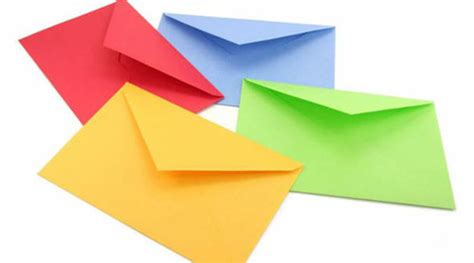 Sebelumnya, kamu persiapkan alat dan bahan untuk membuat amplop lebaran, alatnya sederhana yaitu sbb caranya berupa gambar ya, sedikit akan aku perjelas dengan tulisan. DIGITAL PRINTING : MACAM - MACAM AMPLOP - DEPOK PRINTING