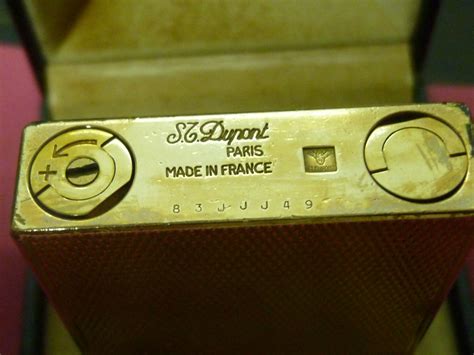 Its harmonious proportions make it the most universal st dupont product of all. COLLECTIBLE CURIO: Vintage S.T. Dupont 1980's Gold Lighter