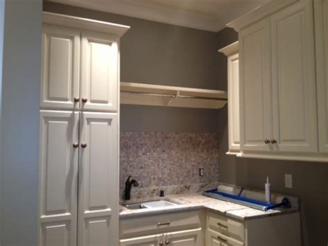 See more ideas about laundry mud room, laundry, laundry room. Gallery - Category: Laundry/Mudrooms - Image: Laundry Room ...