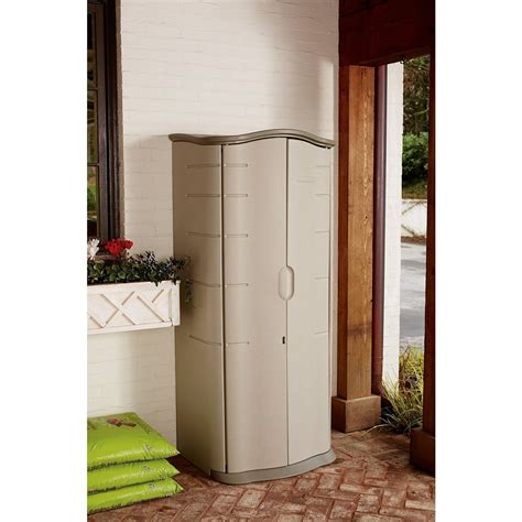 Rubbermaid 121-Gallon Vertical Storage Shed. Reviews and Information