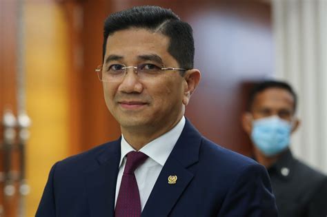 Sebuah laman sesawang baru telah diwujudkan pada 12 disember 2011 yang lalu. Dakwaan Mohamed Azmin tidak diwakili adalah dusta, kata ...