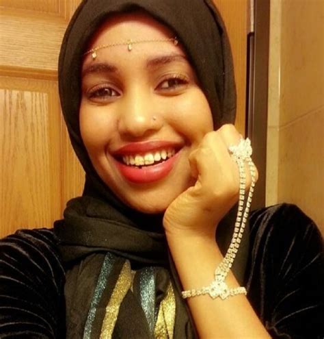 Wasmo macaan iyo naag siil wayn. Cambarka DUMARKA 15 NOOC OO KALA MACAAN AYUU U KALA BAXAA ...