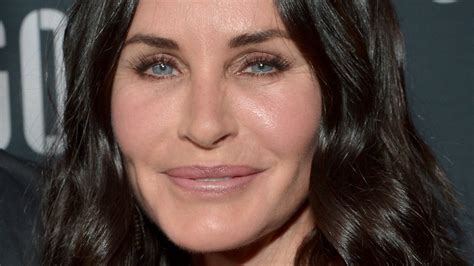 Heres How Plastic Surgery Damaged Courteney Coxs Career