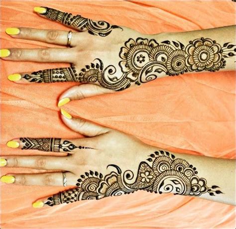 Gambar henna kaki simple untuk pemula tattoos ideas. 28+ Gambar Henna Bunga Simple Untuk Pemula - Gambar Bunga ...