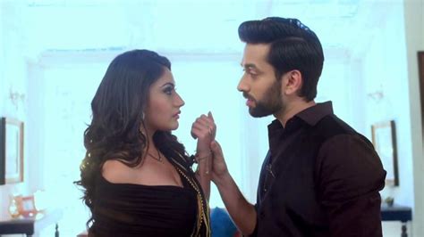 Get Nostalgic With Ishqbaaaz Couple Anika And Shivaay On Screen Pics