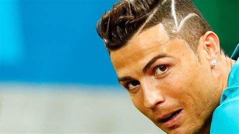 Foto Gaya Rambut Ronaldo Foto Candid Kekinian