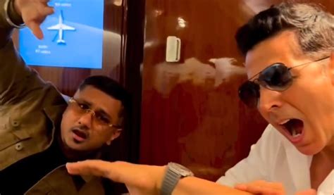 Selfiee Akshay Kumar And Honey Singh Present The On Air Version Of Kudi Chamkeeli Song Shot On
