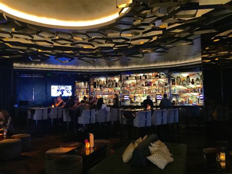 Las Vegas Daze Clique New Lounge And Bar At The Cosmopolitan