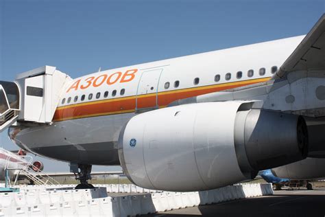Vietnam a airlines hỗ trợ đặt vé máy bay vietnam airlines, vietjet, jetstar giá rẻ. Airbus 50 năm sáng tạo từ A300, chim sắt đầu đàn | Tin tức ...
