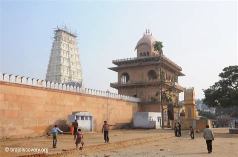 8 Popular Temples To Visit In Mathura 2023