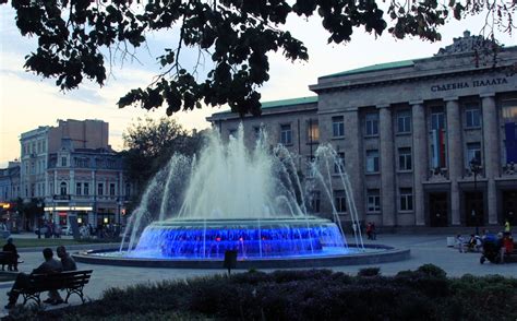 Employs a system of ruses that allow the player to fool or bluff the opponent. One Night In Ruse, Bulgaria - Bicycle Touring Pro
