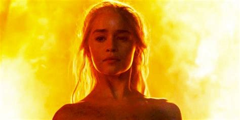 Emilia Clarke Watched Her Game Of Thrones Nude Scene With Her Parentsand It Got Awkward Self