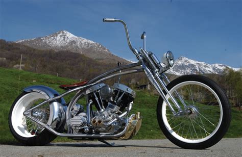 Bobber choppers have a long and. Freeway Custom Chopper - Custom Motorcycle Parts, Bobber ...