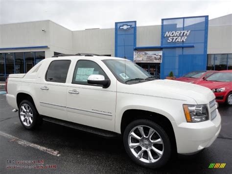 2012 Chevrolet Avalanche Ltz 4x4 In White Diamond Tricoat Photo 6