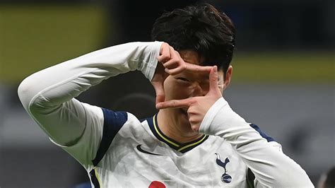 Epl Son Back On Track With Treble As Tottenham Best Leicester 6 2