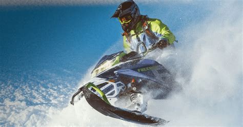Sementara menurut laski dalam the state in theory and practice (1947), negara adalah suatu masyarakat yang diintegrasikan karena mempunyai. Concours: Gagnez La Motoneige Ski-Doo 2021 De Votre Choix ...