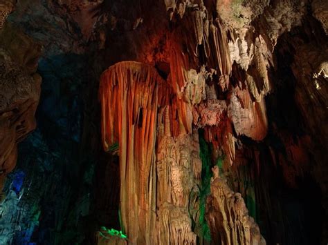 25 Awesome Cave Photos