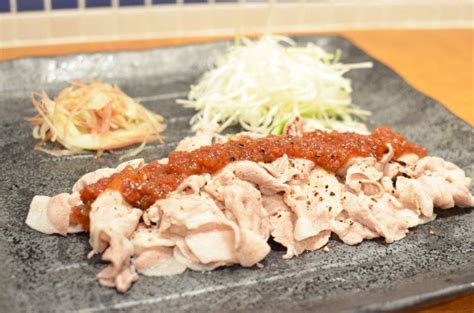 薬味たっぷり 豚しゃぶの梅肉ソース 津乃吉のレシピ たべるとくらすと