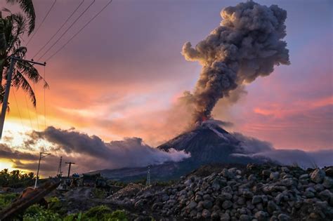 Mayon Volcano Eruption 1993
