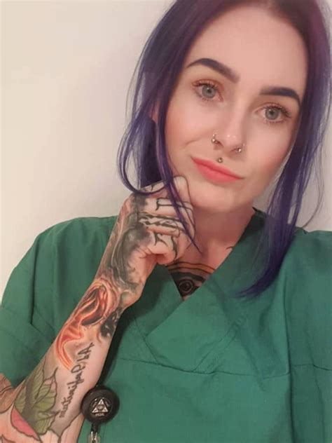 Australian Doctor Sarah Gray Breaks Stereotypes With Tattoos Photo