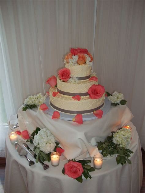 Peach Wedding Cake With Grey Accents At Bristow Manor Wedding Cake
