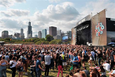 The public had a chance to walk through the new facility, which will serve as an extension of the main office at 800 n. Lollapalooza 2020 de Chicago é oficialmente cancelado ...